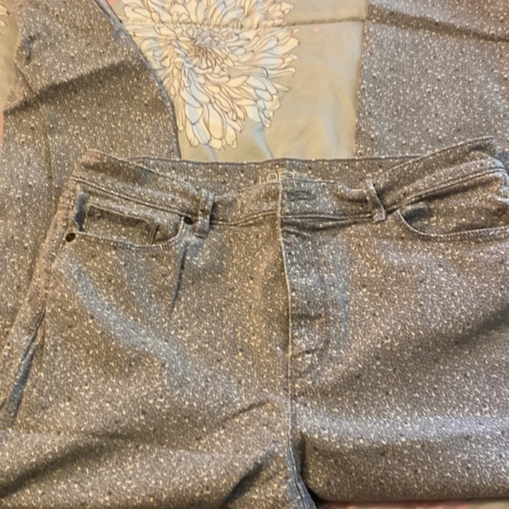 Light blue flowered jeans.